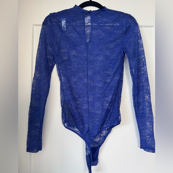 MARCIANO Royal Blue Lace Long Sleeve Bodysuit - Picture 2 of 6